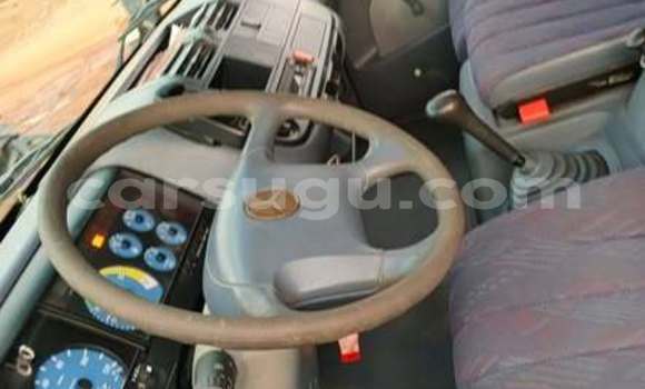 Acheter Occasion Voiture Mercedes-Benz 190 Autre à Ouagadougou, Burkina-Faso Acheter Occasion Voiture Mercedes-Benz 190 Autre à Ouagadougou, Burkina-Faso