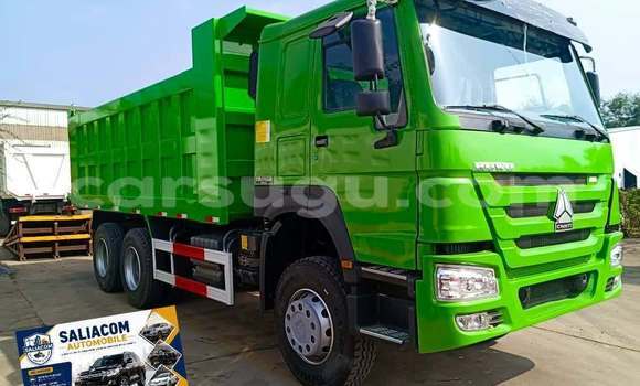 Buy Used Hino 300 Series Green Truck in Ouagadougou in Burkina Faso Buy Used Hino 300 Series Green Truck in Ouagadougou in Burkina Faso