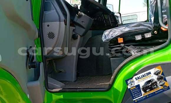 Buy Used Hino 300 Series Green Truck in Ouagadougou in Burkina Faso Buy Used Hino 300 Series Green Truck in Ouagadougou in Burkina Faso