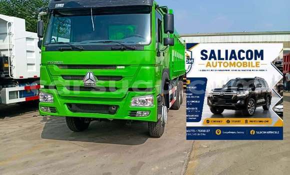 Buy Used Hino 300 Series Green Truck in Ouagadougou in Burkina Faso Buy Used Hino 300 Series Green Truck in Ouagadougou in Burkina Faso