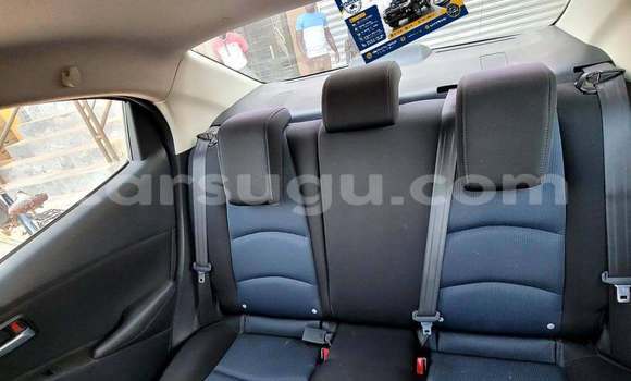 Buy Used Toyota Yaris Blue Car in Ouagadougou in Burkina Faso Buy Used Toyota Yaris Blue Car in Ouagadougou in Burkina Faso