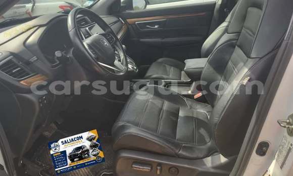 Buy Used Honda CR–V White Car in Ouagadougou in Burkina Faso Buy Used Honda CR–V White Car in Ouagadougou in Burkina Faso