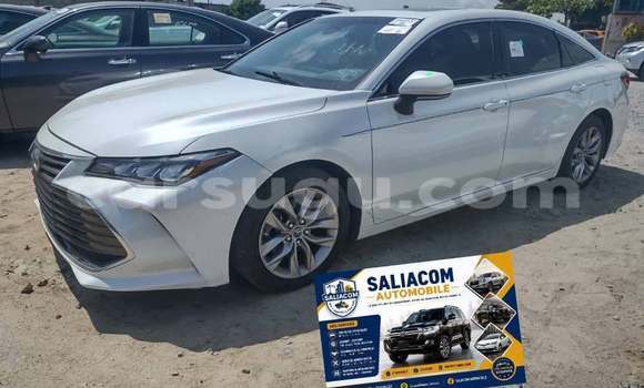 Buy Used Toyota Avalon Silver Car in Ouagadougou in Burkina Faso Buy Used Toyota Avalon Silver Car in Ouagadougou in Burkina Faso
