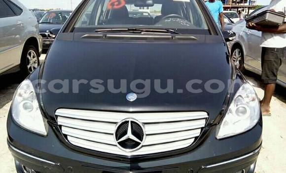 Sayi Na hannu Mercedes Viano Black Mota in Ouagadougou a Burkina Faso Sayi Na hannu Mercedes Viano Black Mota in Ouagadougou a Burkina Faso