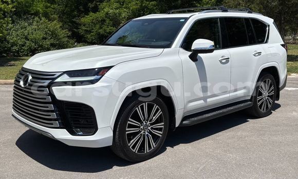 Acheter Occasion Voiture Lexus LX Blanc à Ouagadougou, Burkina-Faso