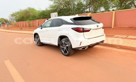 Acheter Occasion Voiture Lexus RX 350 Blanc à Ouagadougou, Burkina-Faso Acheter Occasion Voiture Lexus RX 350 Blanc à Ouagadougou, Burkina-Faso