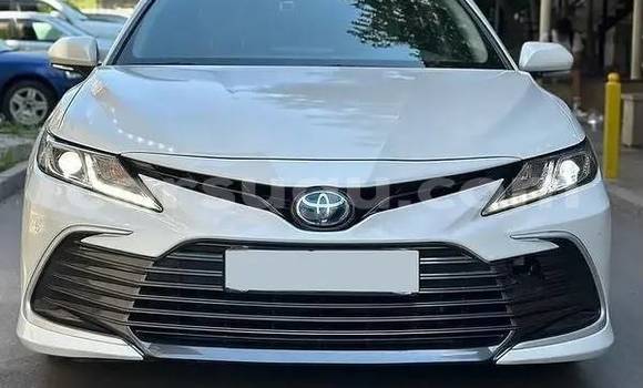 Acheter Occasion Voiture Toyota Camry Blanc à Ouagadougou, Burkina-Faso