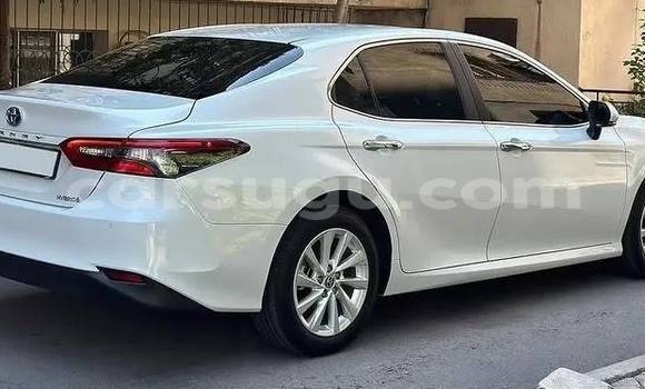 Buy Used Toyota Camry White Car in Ouagadougou in Burkina Faso Buy Used Toyota Camry White Car in Ouagadougou in Burkina Faso