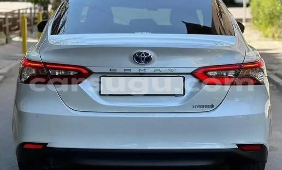 Buy Used Toyota Camry White Car in Ouagadougou in Burkina Faso Buy Used Toyota Camry White Car in Ouagadougou in Burkina Faso