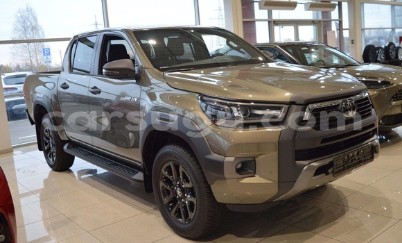 Buy Used Toyota Hilux Green Car in Ouagadougou in Burkina Faso Buy Used Toyota Hilux Green Car in Ouagadougou in Burkina Faso