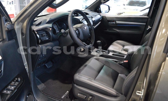 Buy Used Toyota Hilux Green Car in Ouagadougou in Burkina Faso Buy Used Toyota Hilux Green Car in Ouagadougou in Burkina Faso
