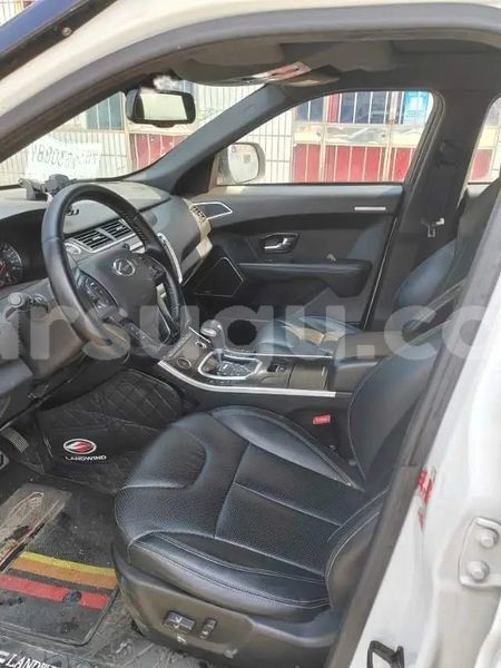 Big with watermark land rover range rover evoque burkina faso bobo dioulasso 11865