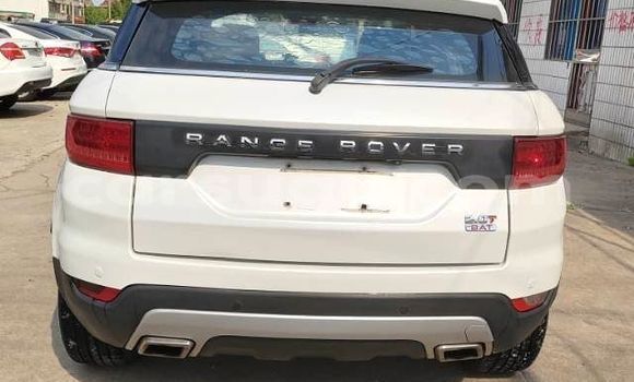 Acheter Occasion Voiture Land Rover Range Rover Evoque Blanc à Bobo Dioulasso, Burkina-Faso Acheter Occasion Voiture Land Rover Range Rover Evoque Blanc à Bobo Dioulasso, Burkina-Faso