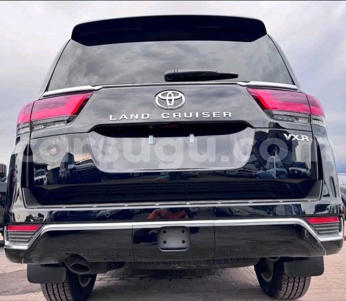 Big with watermark toyota land cruiser burkina faso ouagadougou 11892