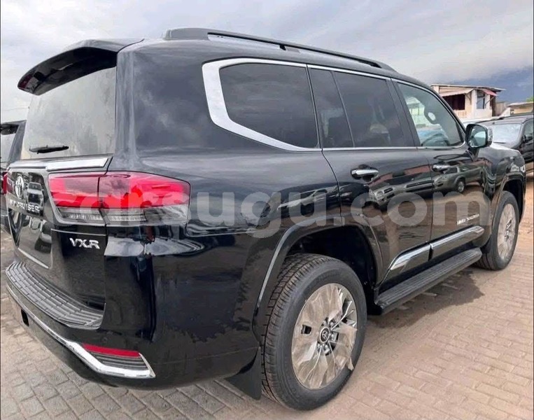 Big with watermark toyota land cruiser burkina faso ouagadougou 11892