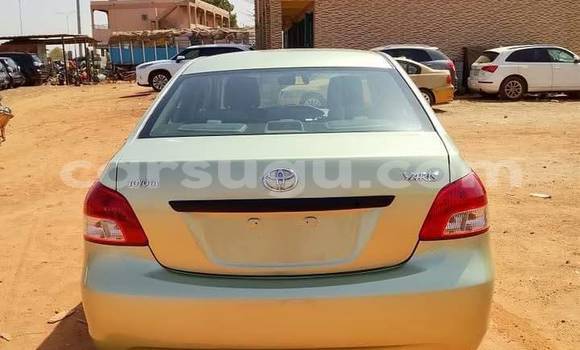 Acheter Occasion Voiture Toyota Yaris Vert à Ouagadougou, Burkina-Faso Acheter Occasion Voiture Toyota Yaris Vert à Ouagadougou, Burkina-Faso