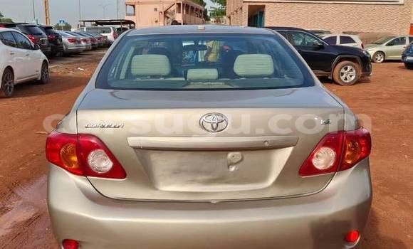 Acheter Occasion Voiture Toyota Corolla Beige à Ouagadougou, Burkina-Faso Acheter Occasion Voiture Toyota Corolla Beige à Ouagadougou, Burkina-Faso