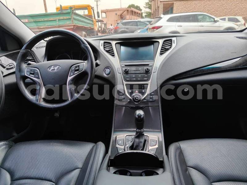 Big with watermark hyundai grandeur burkina faso ouagadougou 11900