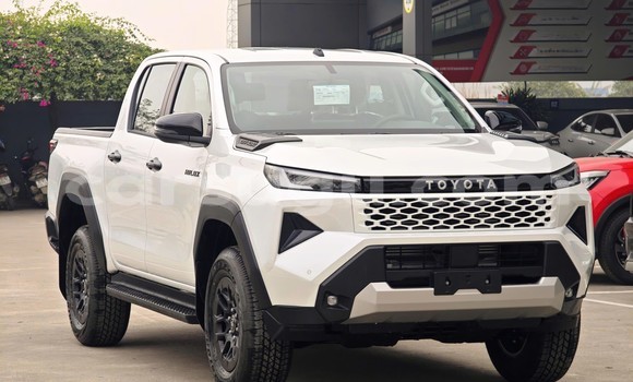 Acheter Neuf Voiture Toyota Hilux Blanc à Ouagadougou, Burkina-Faso Acheter Neuf Voiture Toyota Hilux Blanc à Ouagadougou, Burkina-Faso