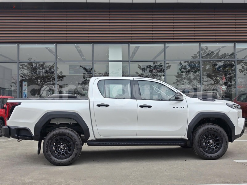 Big with watermark toyota hilux burkina faso ouagadougou 11912