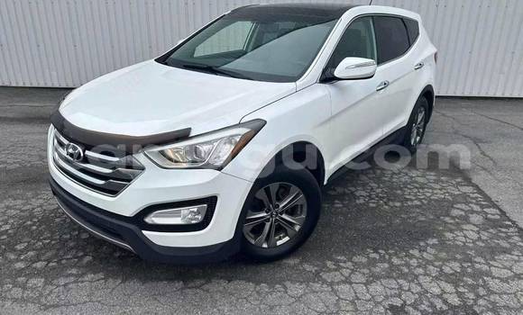 Acheter Occasion Voiture Hyundai Santa Fe Blanc à Ouagadougou, Burkina-Faso