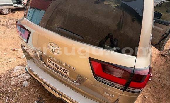 Acheter Occasion Voiture Toyota Land Cruiser Marron à Ouagadougou, Burkina-Faso Acheter Occasion Voiture Toyota Land Cruiser Marron à Ouagadougou, Burkina-Faso