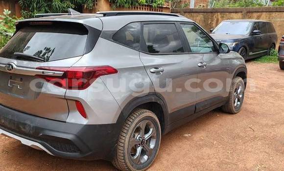 Acheter Occasion Voiture Kia Sorento Gris à Ouagadougou, Burkina-Faso Acheter Occasion Voiture Kia Sorento Gris à Ouagadougou, Burkina-Faso