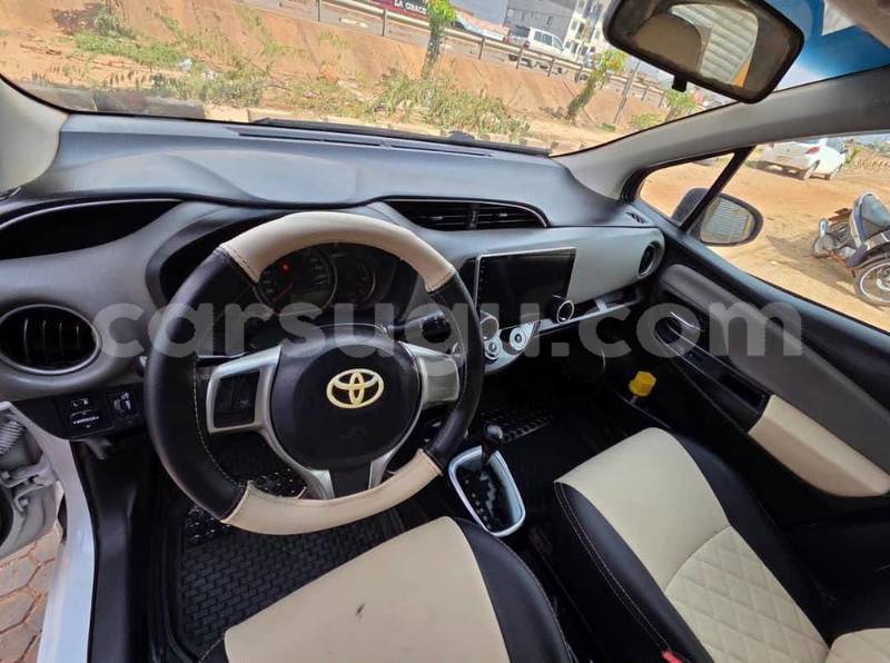 Big with watermark toyota yaris burkina faso ouagadougou 11984