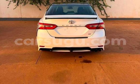 Acheter Occasion Voiture Toyota Camry Blanc à Ouagadougou, Burkina-Faso Acheter Occasion Voiture Toyota Camry Blanc à Ouagadougou, Burkina-Faso