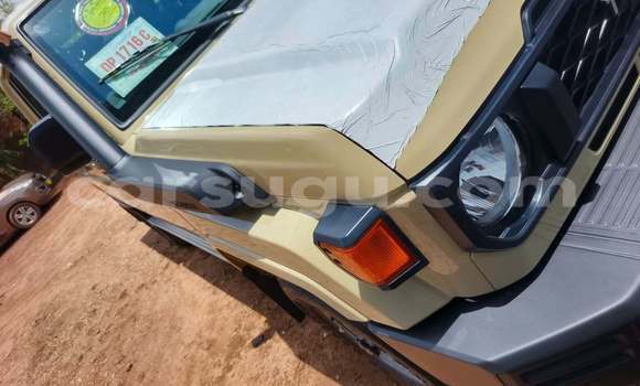 Acheter Occasion Voiture Toyota Land Cruiser Marron à Ouagadougou, Burkina-Faso