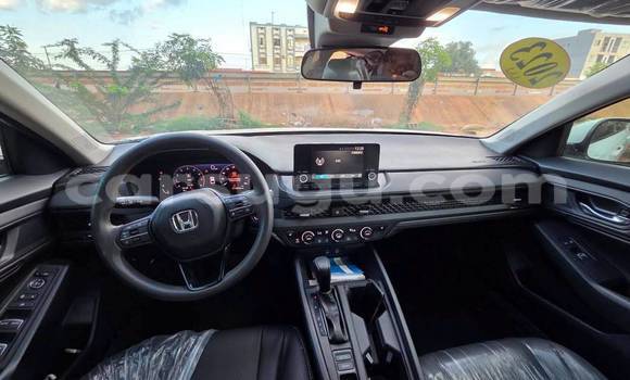 Sayi Na hannu Honda Accord White Mota in Ouagadougou a Burkina Faso Sayi Na hannu Honda Accord White Mota in Ouagadougou a Burkina Faso