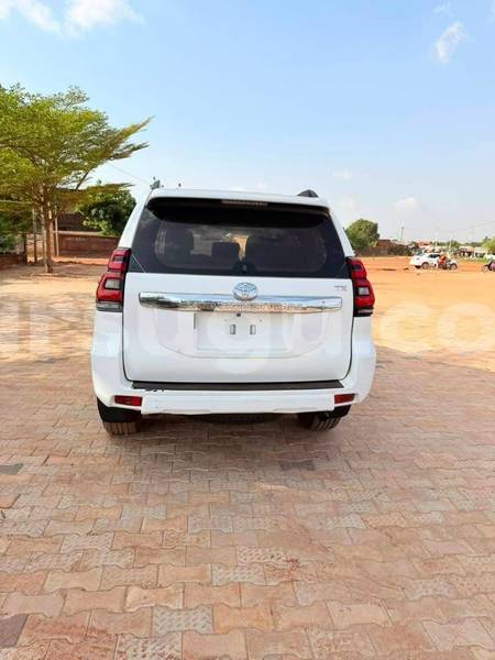 Big with watermark toyota prado burkina faso ouagadougou 12025
