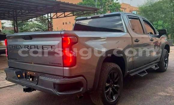 Acheter Occasion Voiture Chevrolet Silverado Gris à Ouagadougou, Burkina-Faso Acheter Occasion Voiture Chevrolet Silverado Gris à Ouagadougou, Burkina-Faso