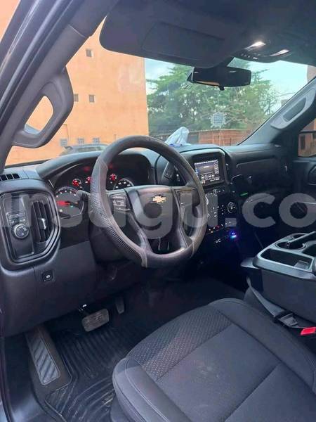 Big with watermark chevrolet silverado burkina faso ouagadougou 12026