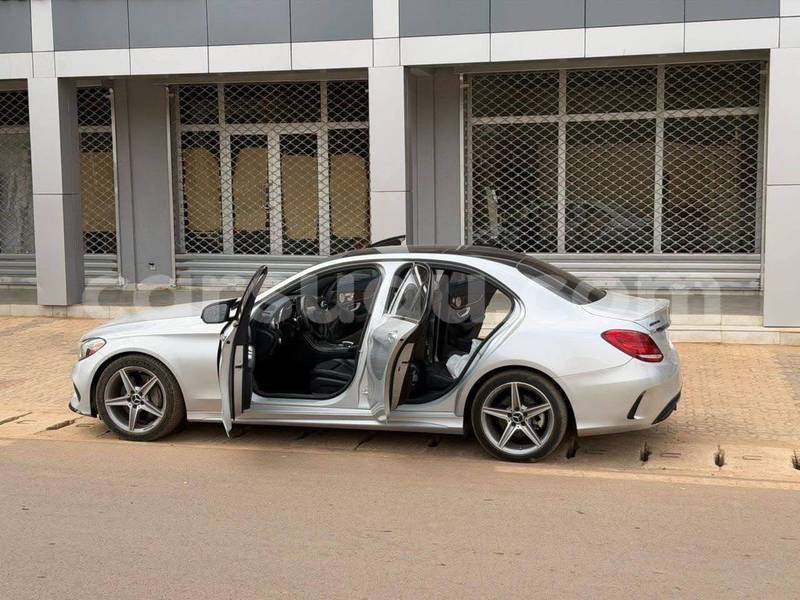 Big with watermark mercedes benz e200 burkina faso ouagadougou 12028
