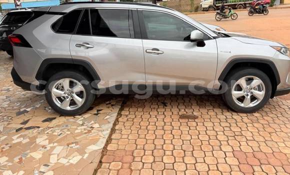 Acheter Occasion Voiture Toyota RAV4 Gris à Ouagadougou, Burkina-Faso Acheter Occasion Voiture Toyota RAV4 Gris à Ouagadougou, Burkina-Faso