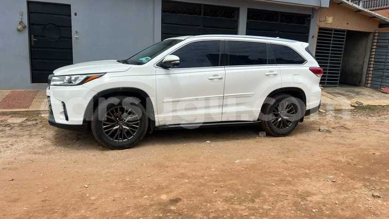 Big with watermark toyota crown burkina faso ouagadougou 12035