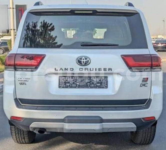 Big with watermark toyota land cruiser burkina faso ouagadougou 12040