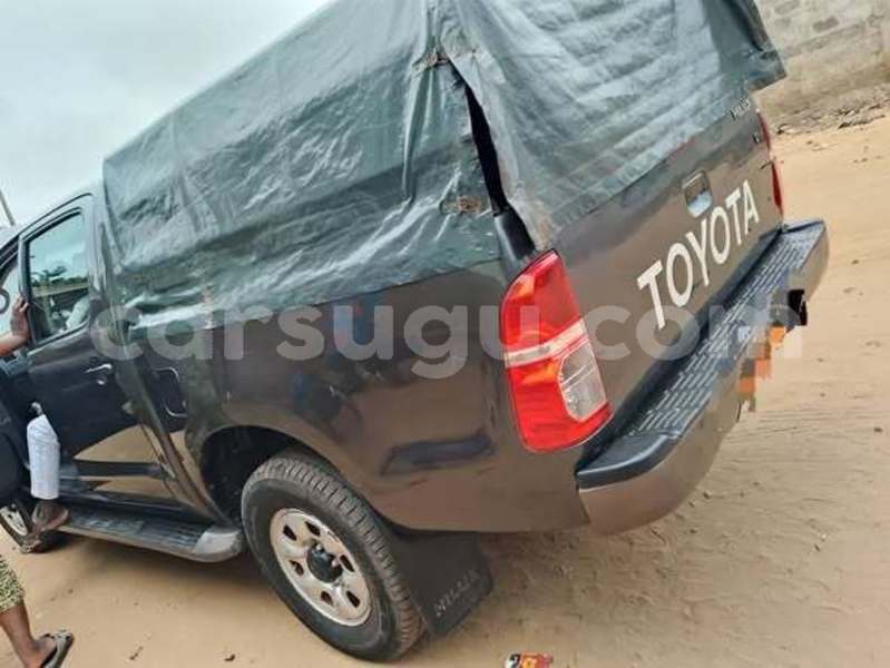 Big with watermark toyota hilux burkina faso ouagadougou 12052