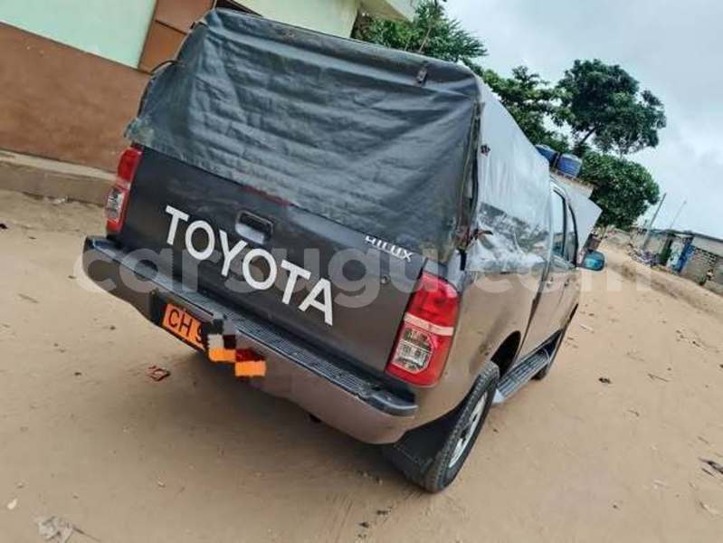 Big with watermark toyota hilux burkina faso ouagadougou 12052