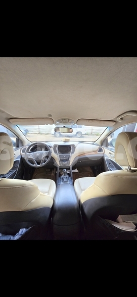 Big with watermark hyundai santa fe burkina faso ouagadougou 12053