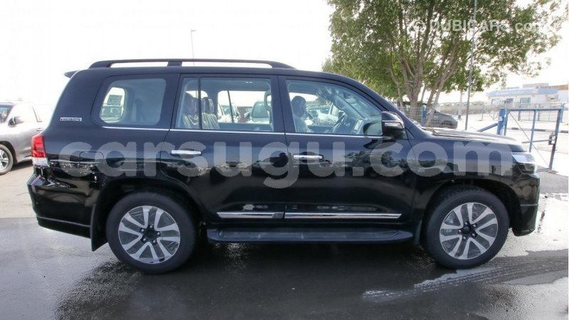 Big with watermark ca5cdb29 dbbd 4c8d ace7 7eaf79c20104