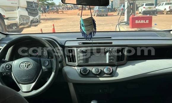 Acheter Occasion Voiture Toyota RAV4 Gris à Ouagadougou, Burkina-Faso Acheter Occasion Voiture Toyota RAV4 Gris à Ouagadougou, Burkina-Faso