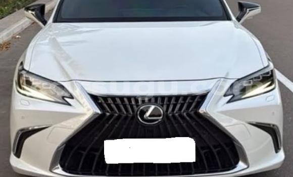 Acheter Occasion Voiture Lexus ES Blanc à Ouagadougou, Burkina-Faso Acheter Occasion Voiture Lexus ES Blanc à Ouagadougou, Burkina-Faso