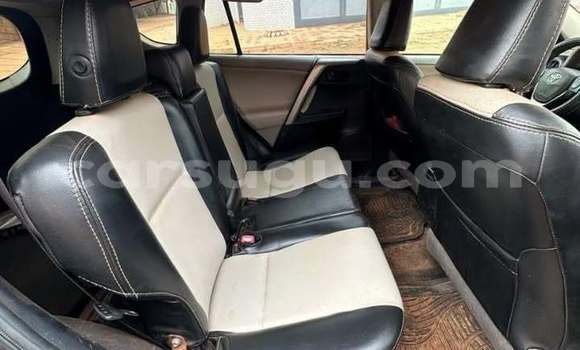 Acheter Occasion Voiture Toyota RAV4 Gris à Ouagadougou, Burkina-Faso Acheter Occasion Voiture Toyota RAV4 Gris à Ouagadougou, Burkina-Faso