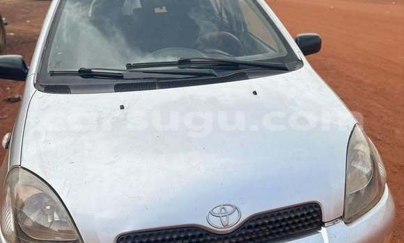 Acheter Occasion Voiture Toyota Yaris Gris à Ouagadougou, Burkina-Faso