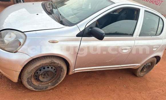 Acheter Occasion Voiture Toyota Yaris Gris à Ouagadougou, Burkina-Faso Acheter Occasion Voiture Toyota Yaris Gris à Ouagadougou, Burkina-Faso
