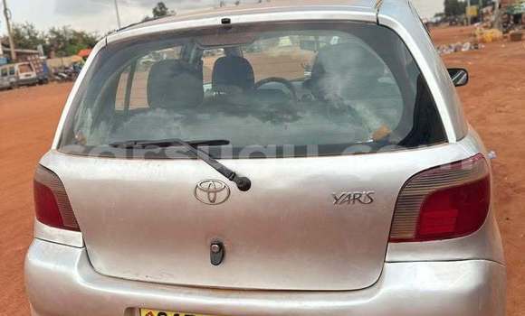 Acheter Occasion Voiture Toyota Yaris Gris à Ouagadougou, Burkina-Faso Acheter Occasion Voiture Toyota Yaris Gris à Ouagadougou, Burkina-Faso