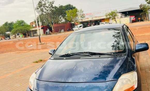 Acheter Occasion Voiture Toyota Yaris Bleu à Ouagadougou, Burkina-Faso Acheter Occasion Voiture Toyota Yaris Bleu à Ouagadougou, Burkina-Faso