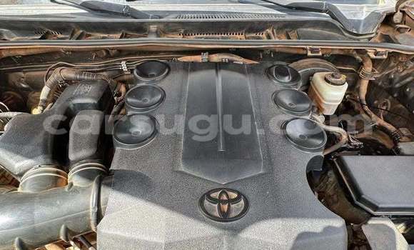Acheter Occasion Voiture Toyota 4Runner Gris à Ouagadougou, Burkina-Faso Acheter Occasion Voiture Toyota 4Runner Gris à Ouagadougou, Burkina-Faso